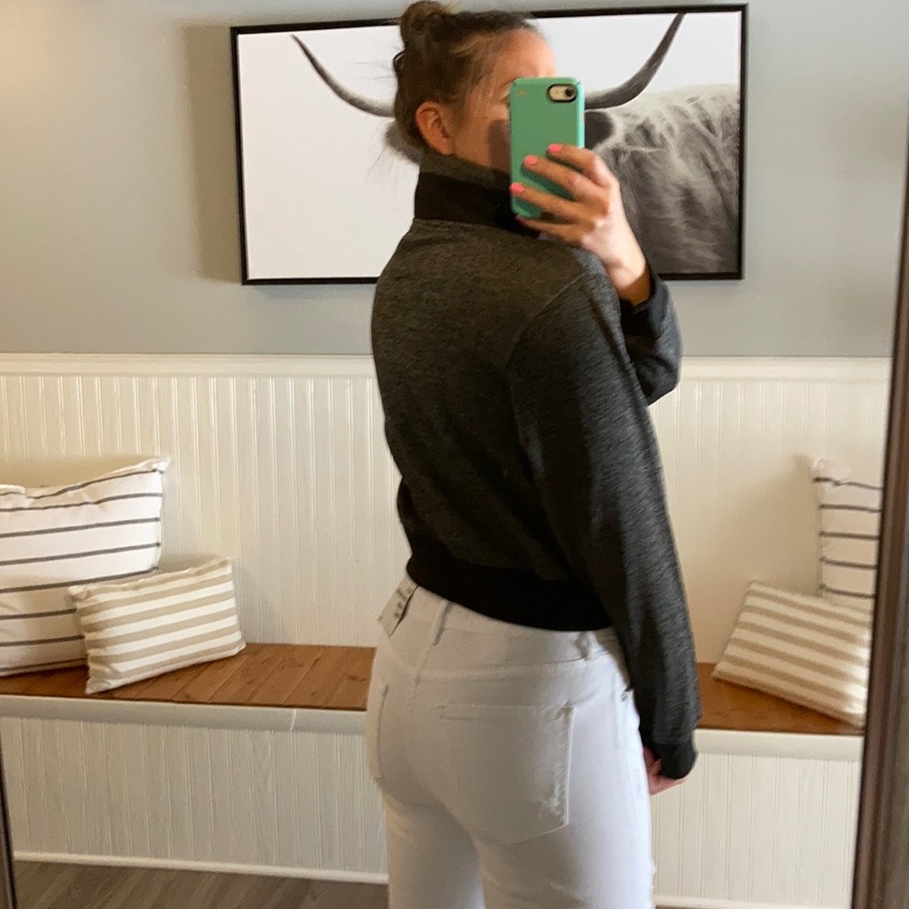 🧁Shameless🧁 crop fleece - Picture 5 of 7